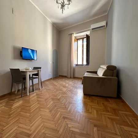 Portanova 6 Νάπολη