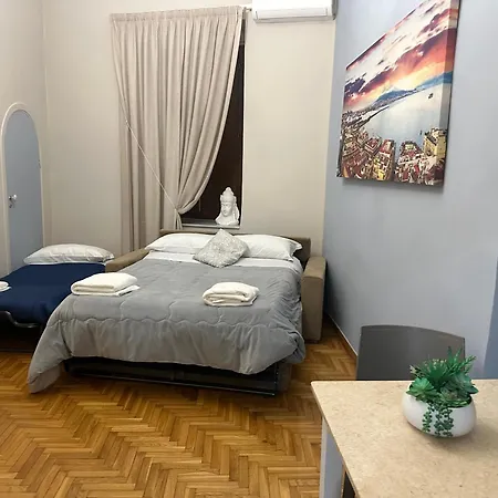 Daire Portanova 6 Napoli